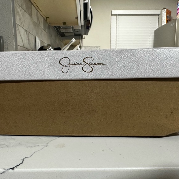 Jessica Simpson Heels - Picture 6 of 7